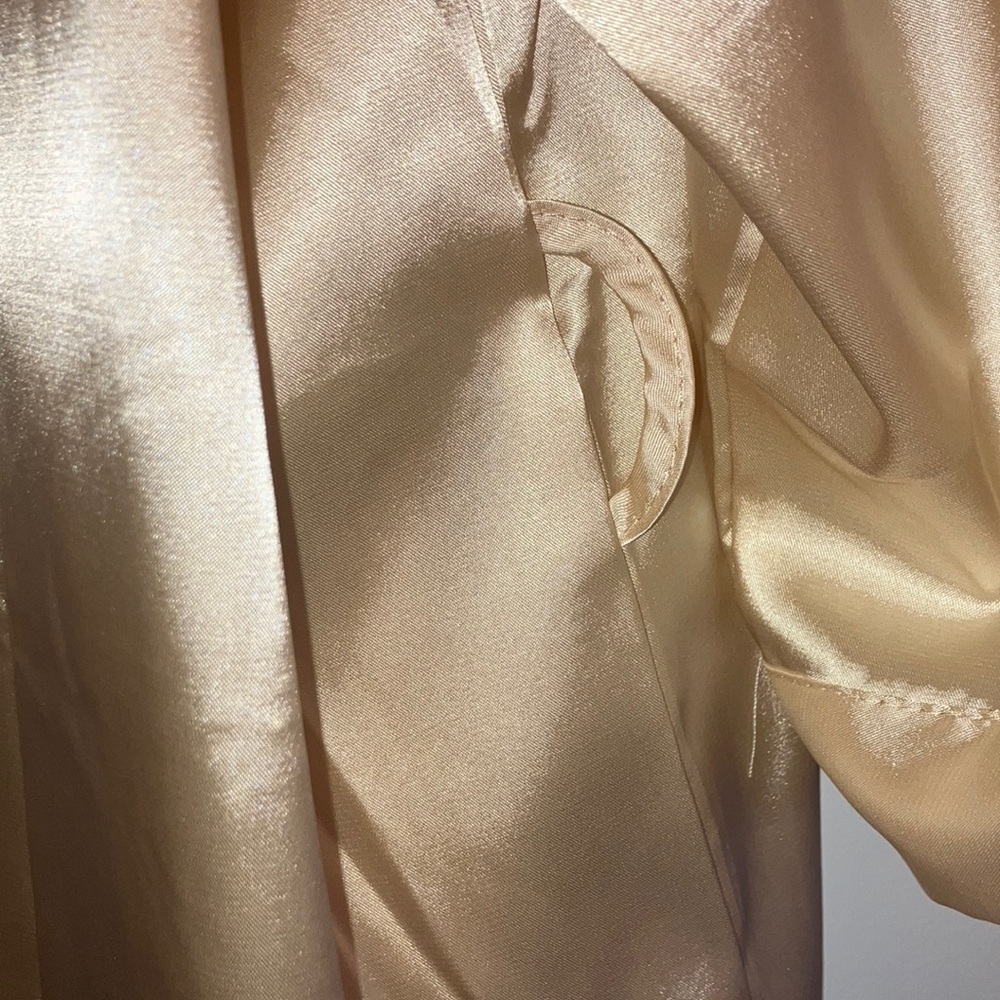 Cream one-size Satin Robe - Picture 2 of 7